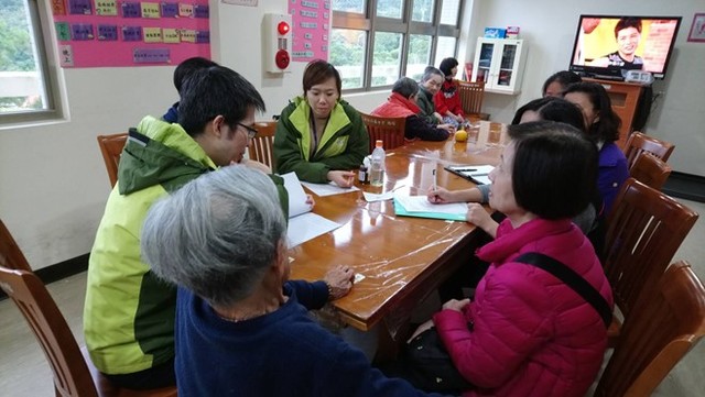 106.12.5家庭會議(蔡0珠).jpg